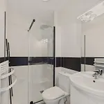 Vue - Pour 2 Adultes 2 Enfants Apartament *