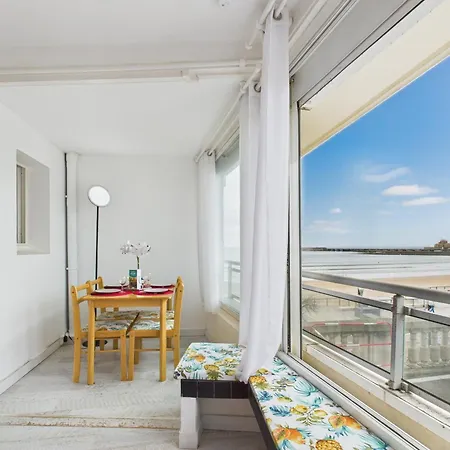 Apartment Vue - Pour 2 Adultes 2 Enfants *