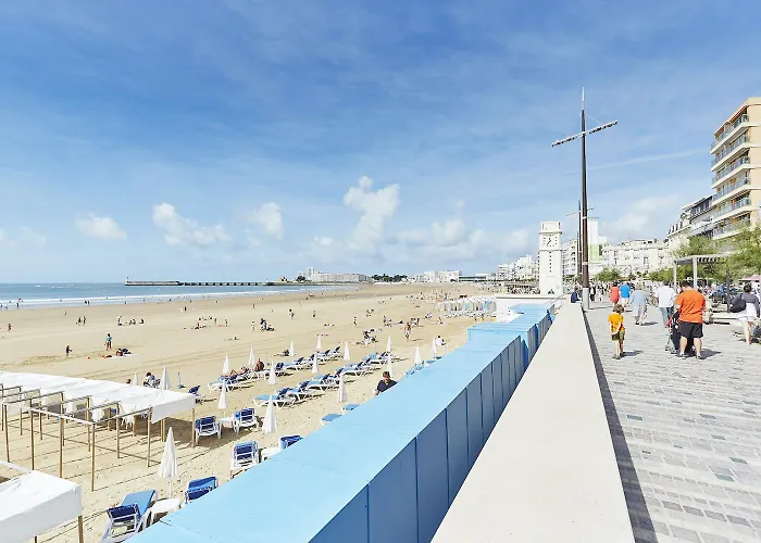 Vue - Pour 2 Adultes 2 Enfants 公寓 莱萨布勒-多洛讷